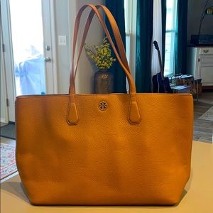 Tory Burch shoulder tote